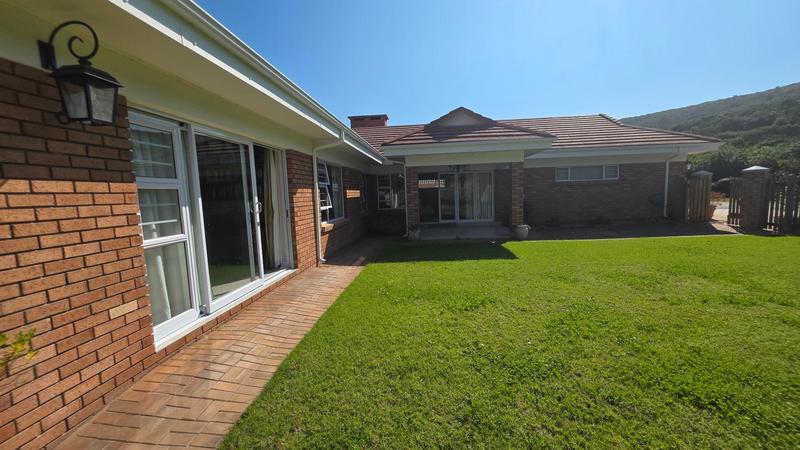 3 Bedroom Property for Sale in Dolphin Creek Golf Estate Western Cape